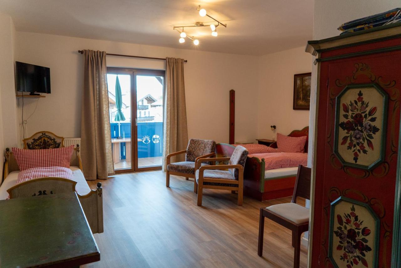 Hotel Bavaria Inzell Ruang foto