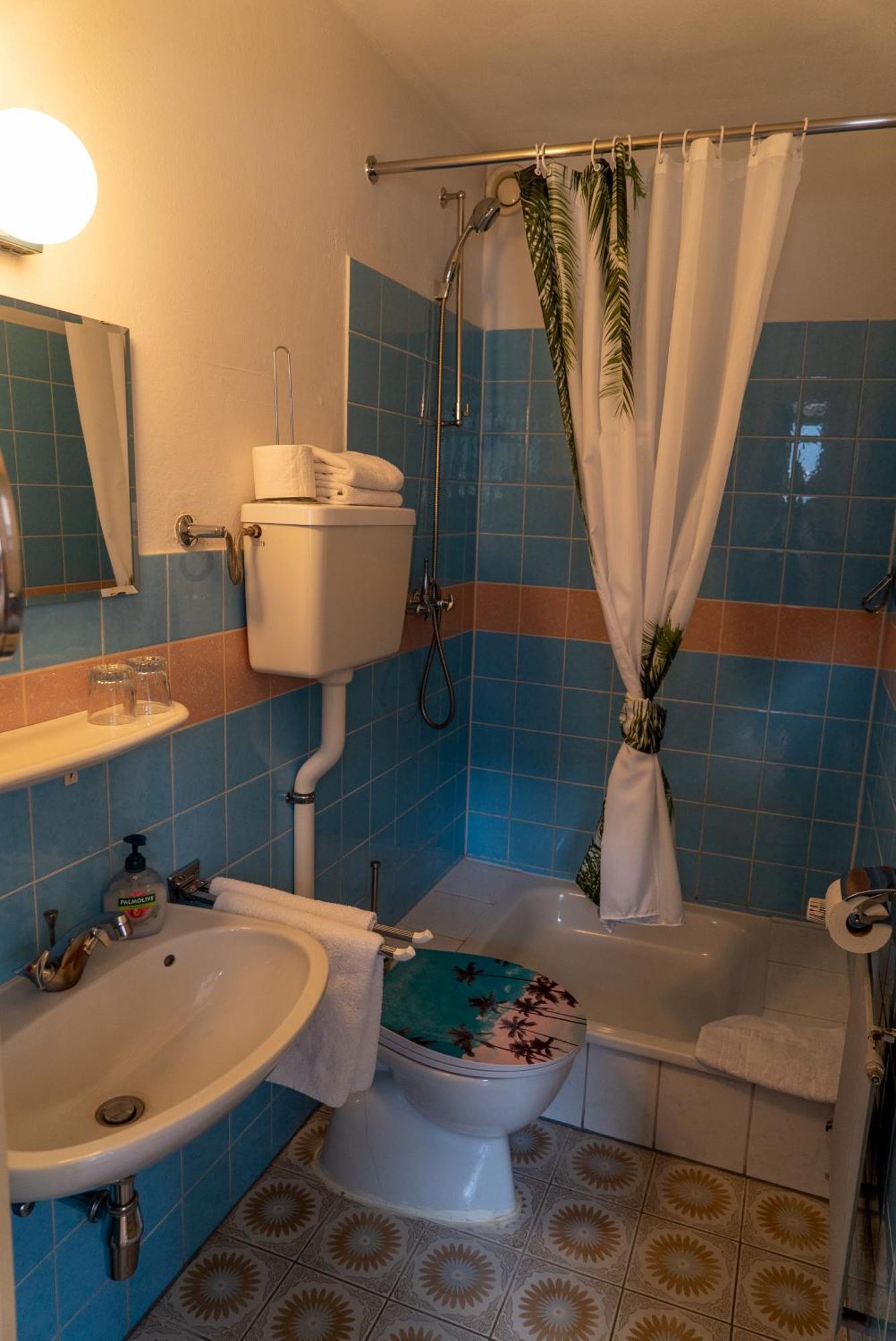 Hotel Bavaria Inzell Ruang foto