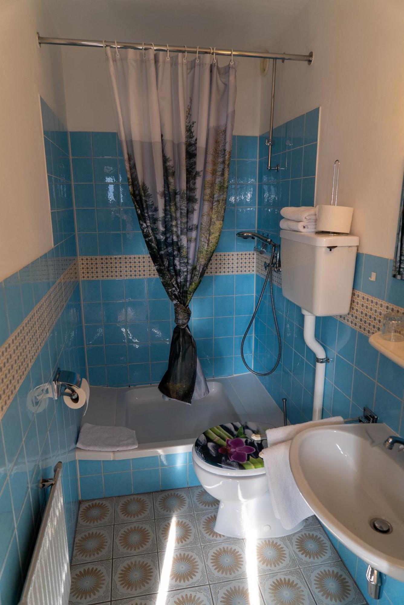 Hotel Bavaria Inzell Ruang foto