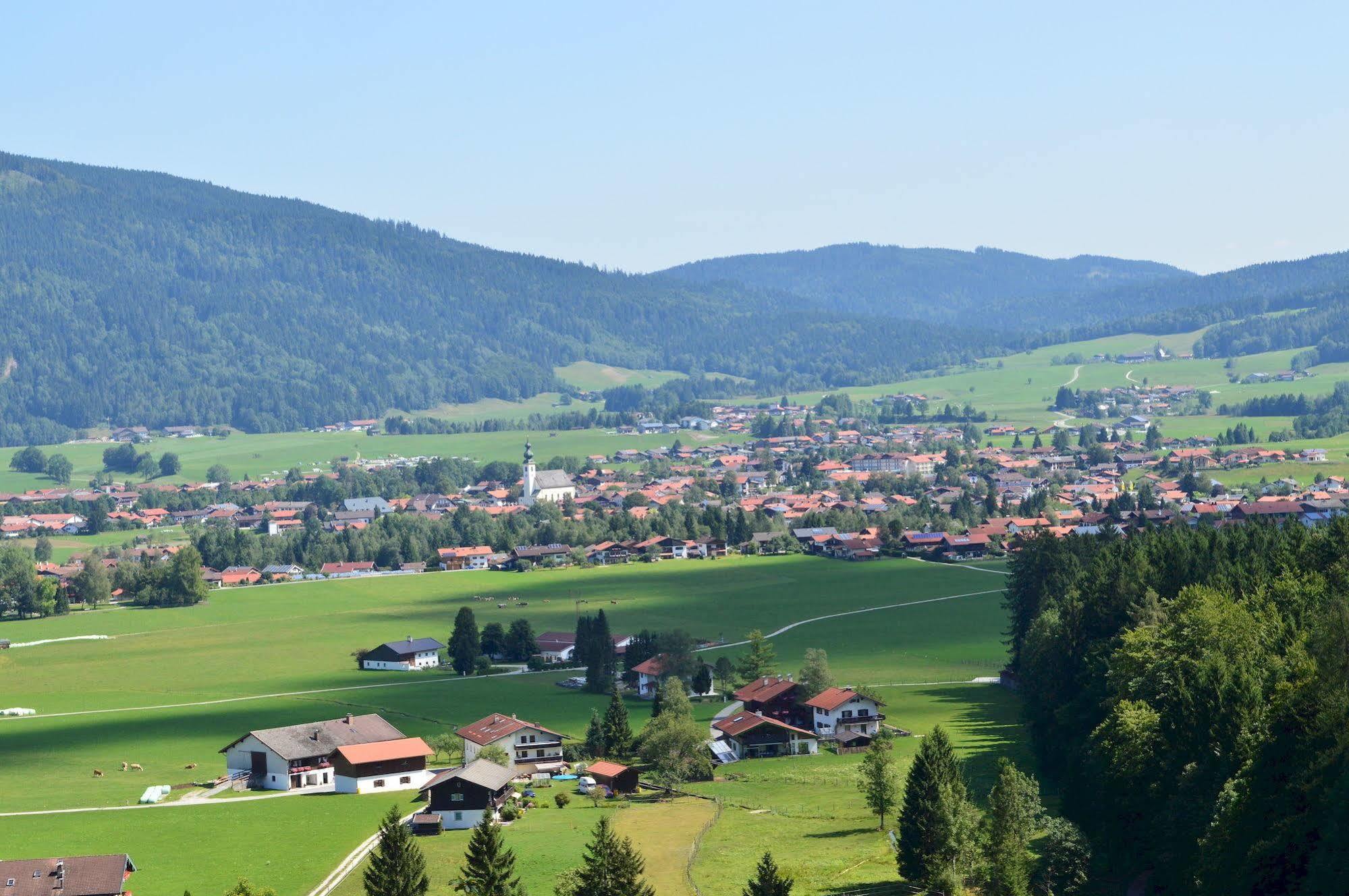 Hotel Bavaria Inzell Bagian luar foto